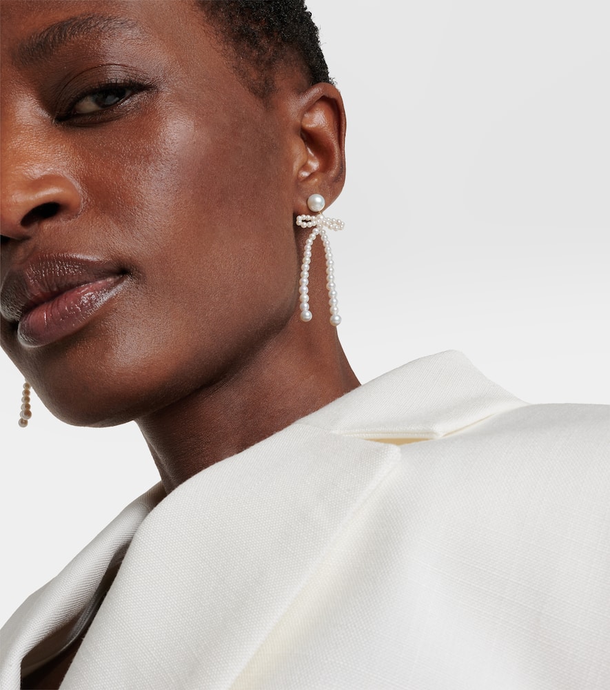 Sophie Bille Brahe Rosette De Perles 14kt Gold Drop Earrings With Freshwater Pearls In Gold