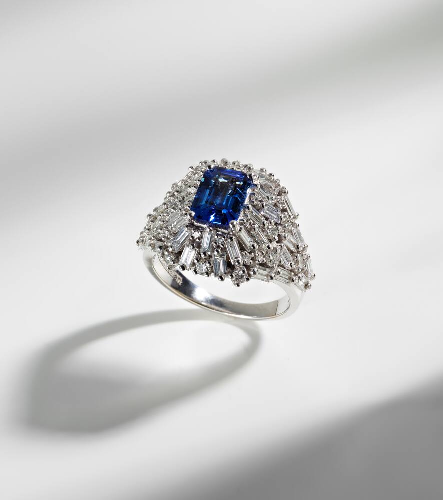 Suzanne Kalan 18kt White Gold Ring With Sapphire And Diamonds In Silver
