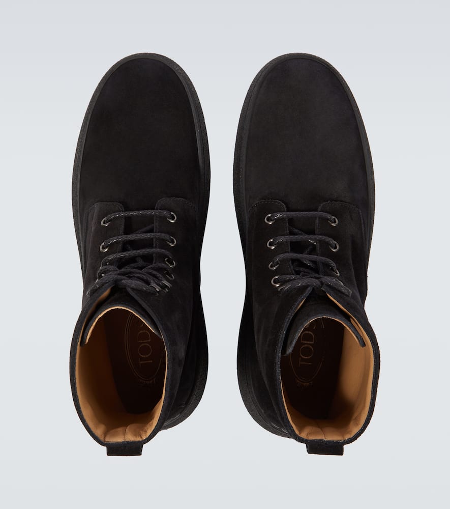 Tod's W. G. Heritage Ankle Boots In Black
