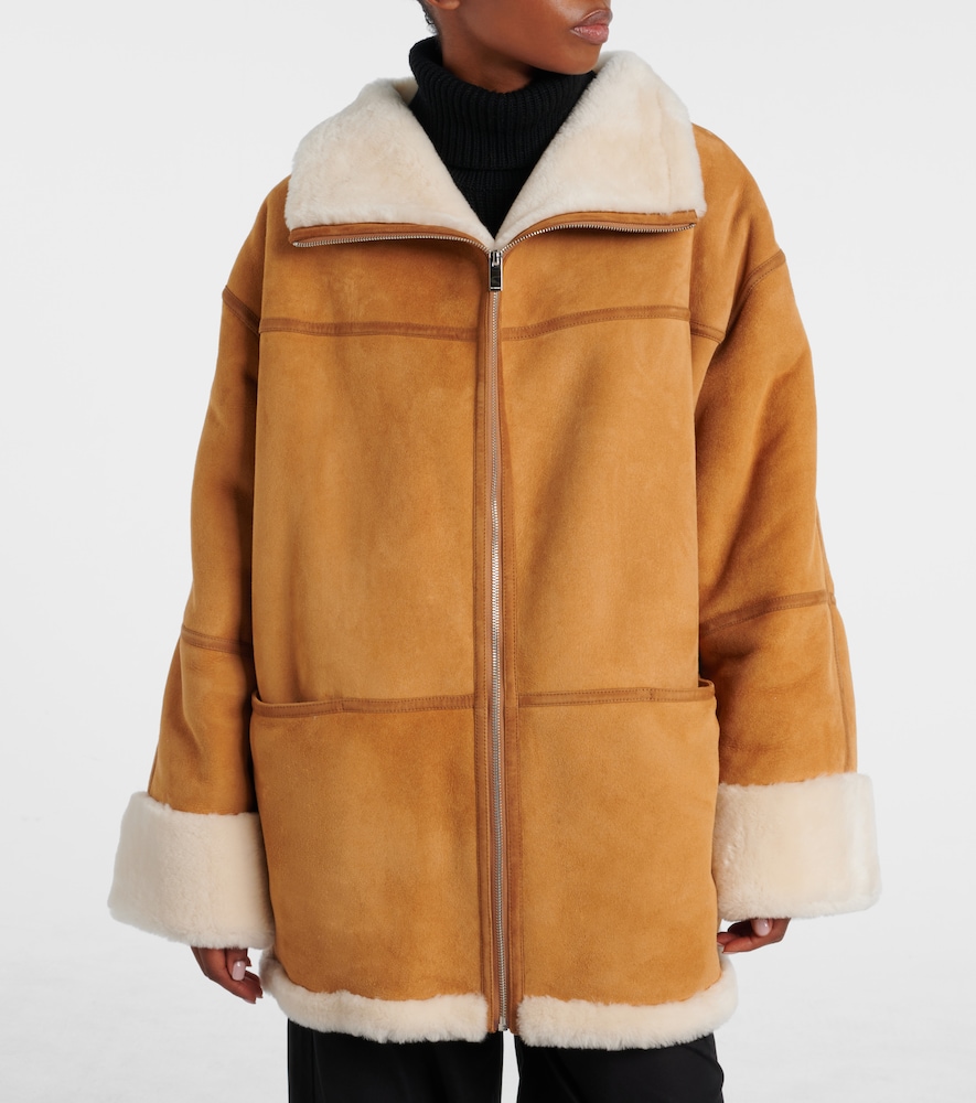  Toteme Toteme Signature Shearling-lined Suede Jacket 