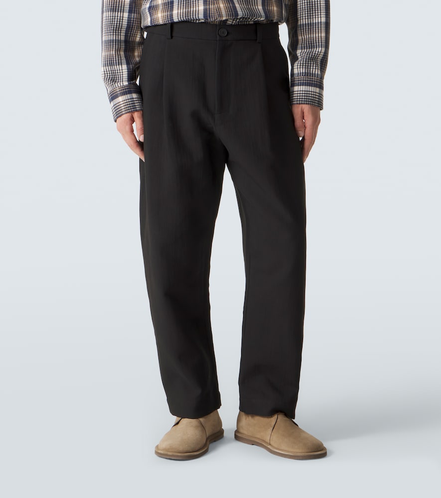 Studio Nicholson Studio Nicholson Tuck Cotton-blend Tapered Pants 