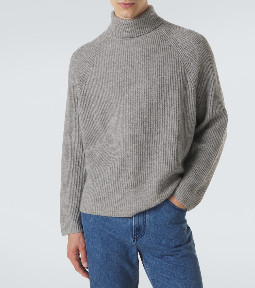 Wigman Turtleneck Sweater