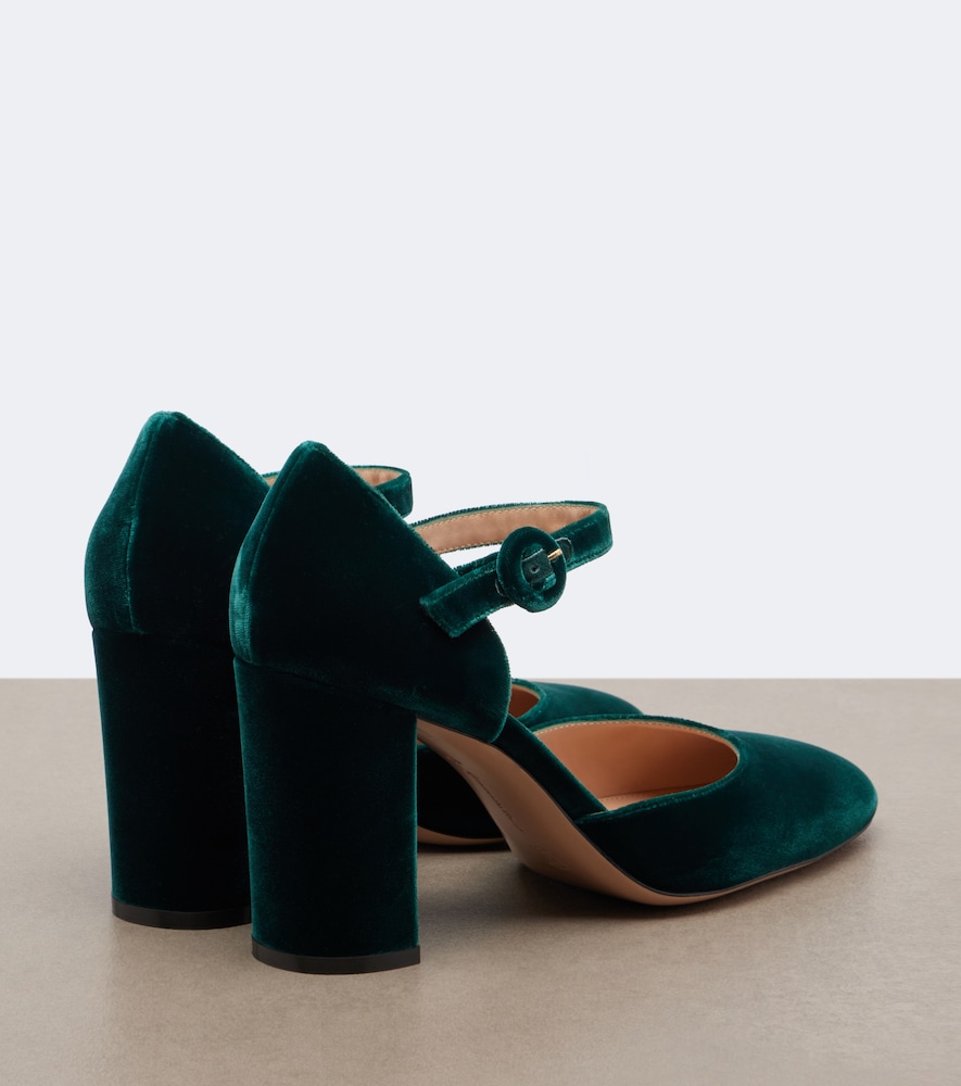 Leopard-Print Velvet Pumps