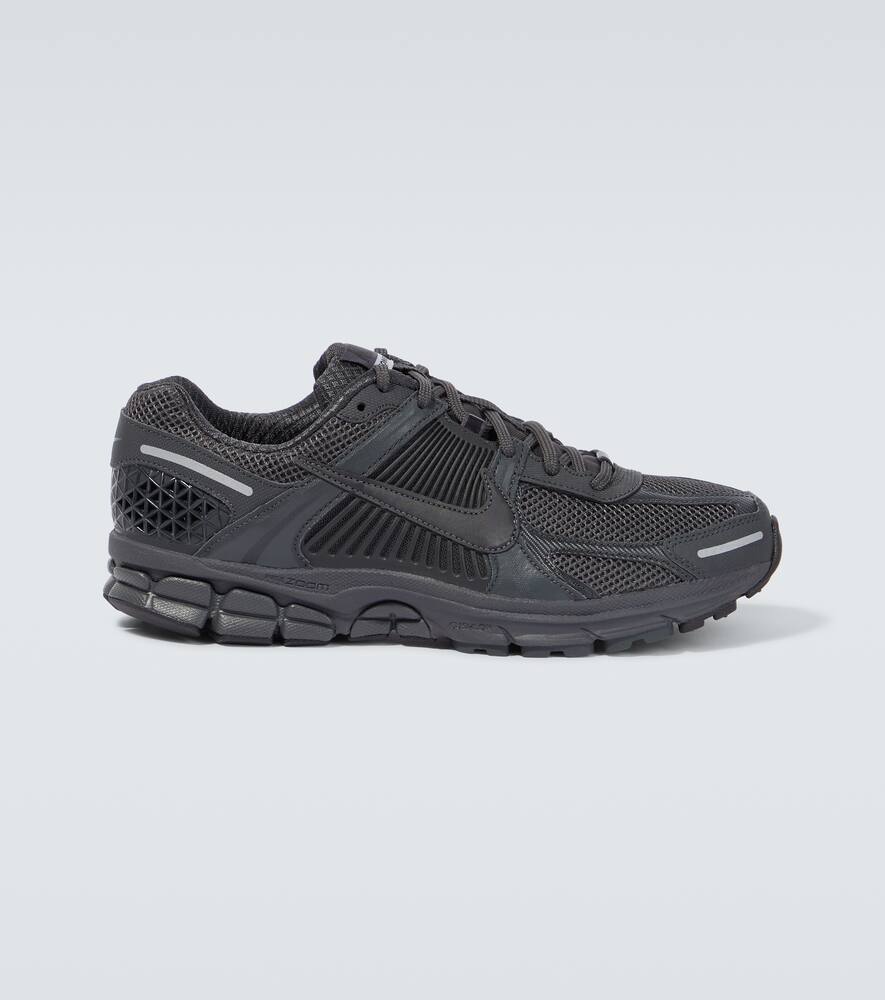 Nike Zoom Vomero 5 "triple Black" Sneakers In Black