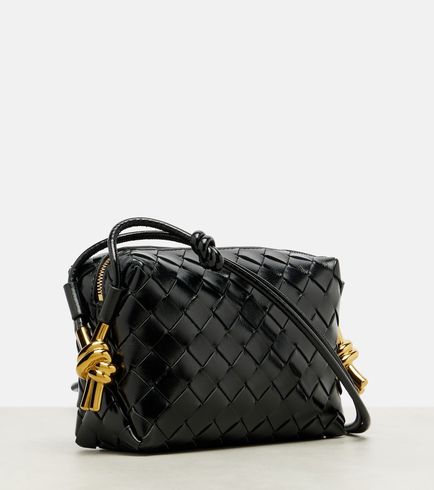  Bottega Veneta Bottega Veneta Loop Mini Leather Crossbody Bag 