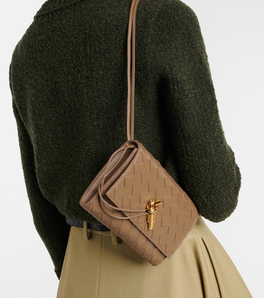 Bottega Veneta Andiamo Intrecciato leather clutch