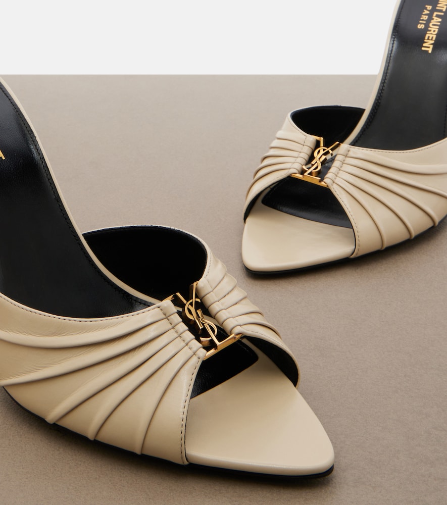 Babylone Cassandre Mules