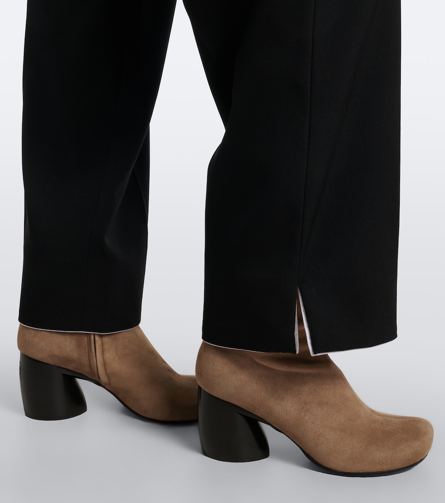 Oval Ankle Boots