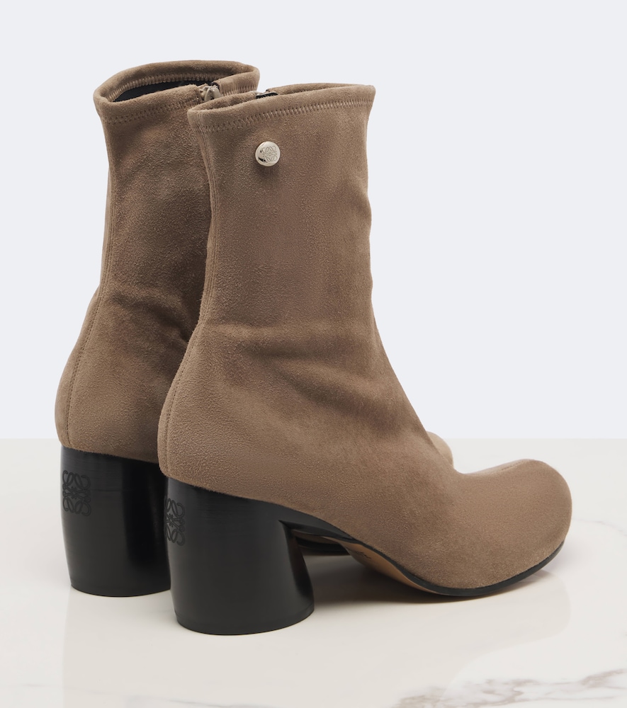Oval Ankle Boots