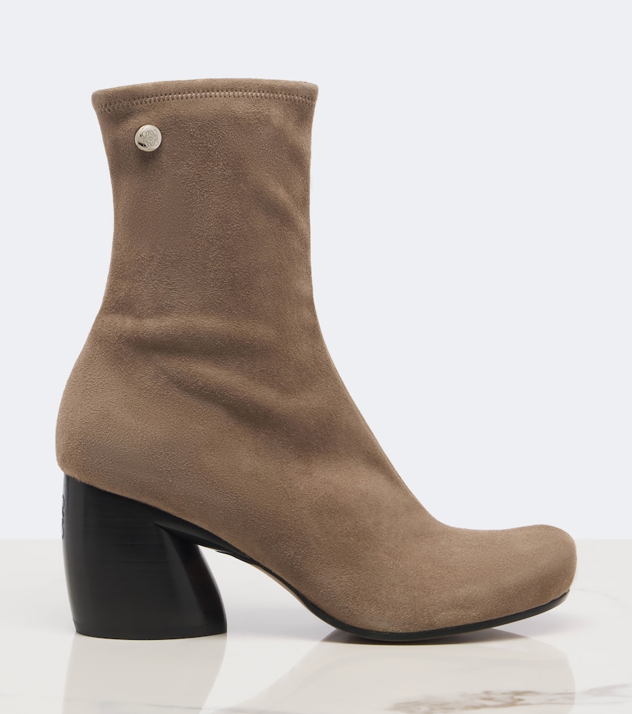 Oval Ankle Boots
