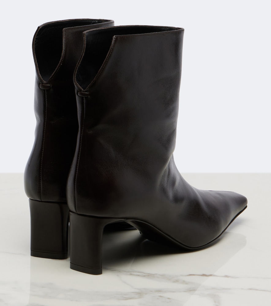 Ona Ankle Boots