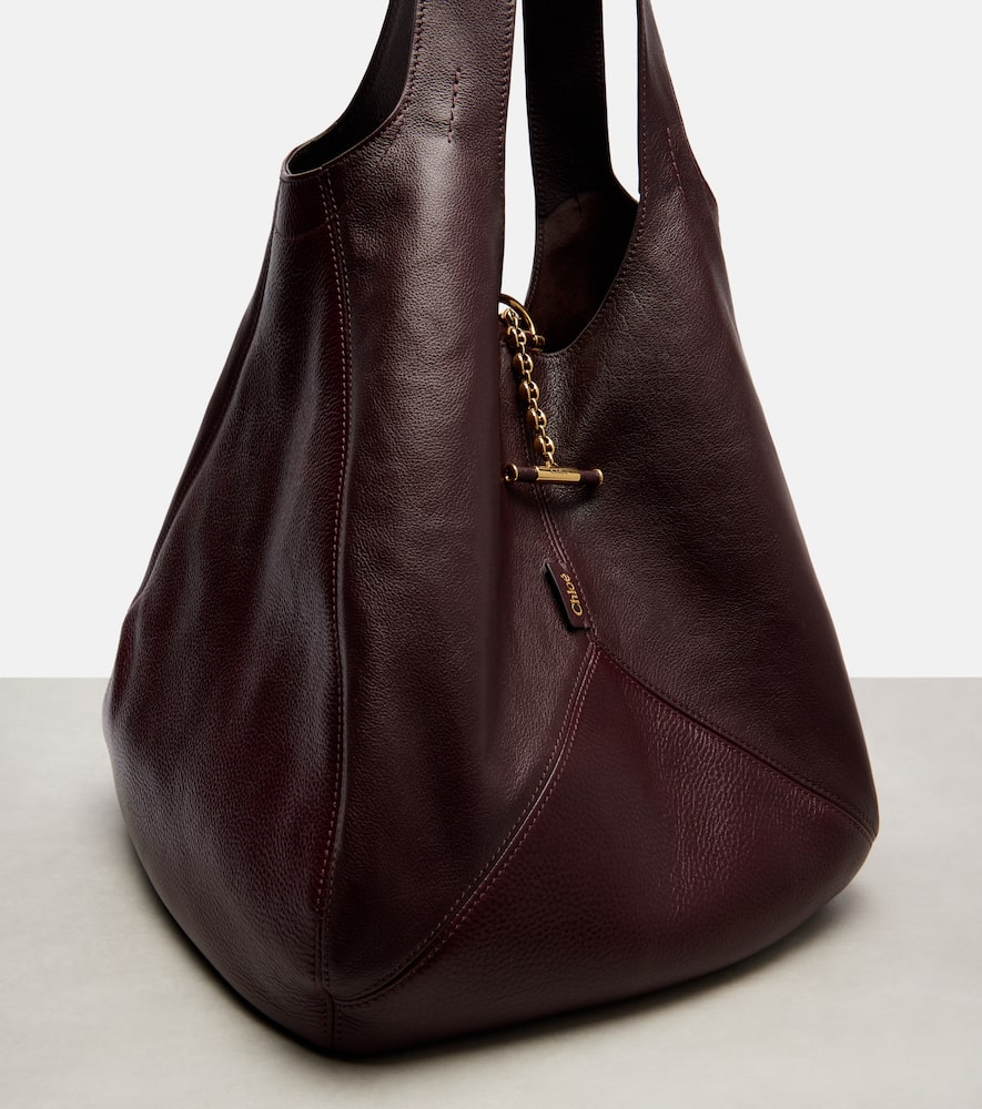 Chloé Balloon Paneled Textured-leather Tote In Burgundy