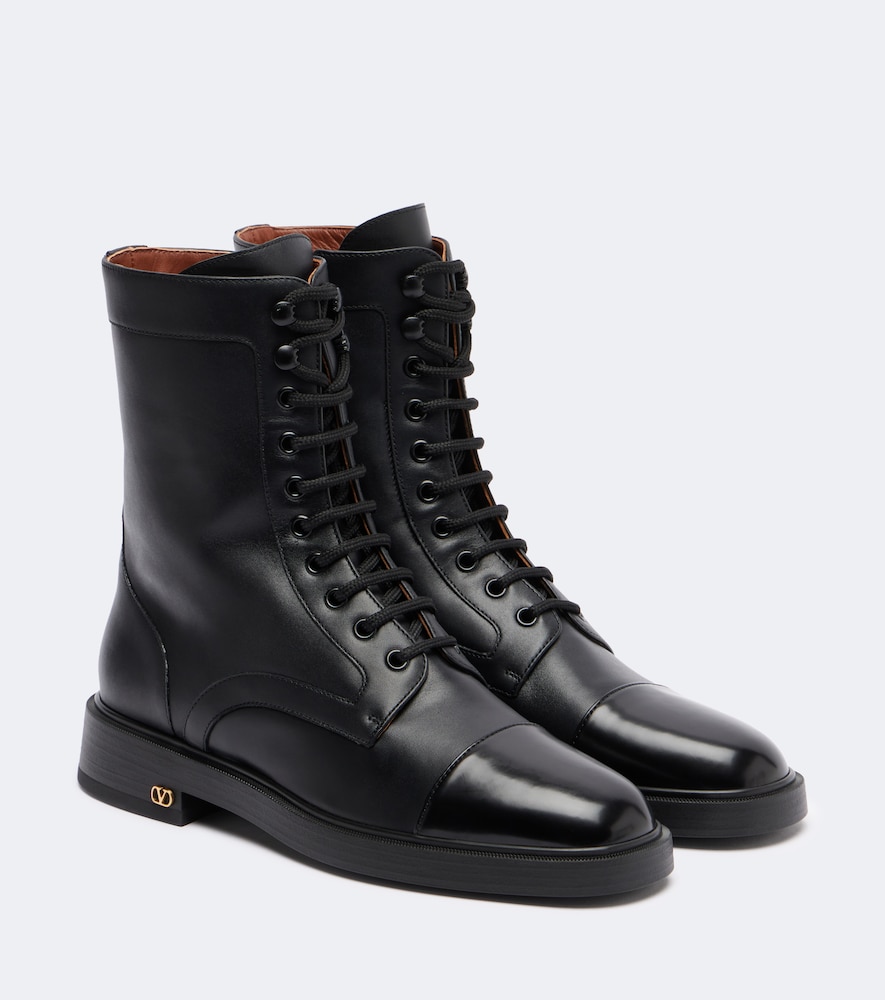 Schnürstiefel VLogo aus Leder