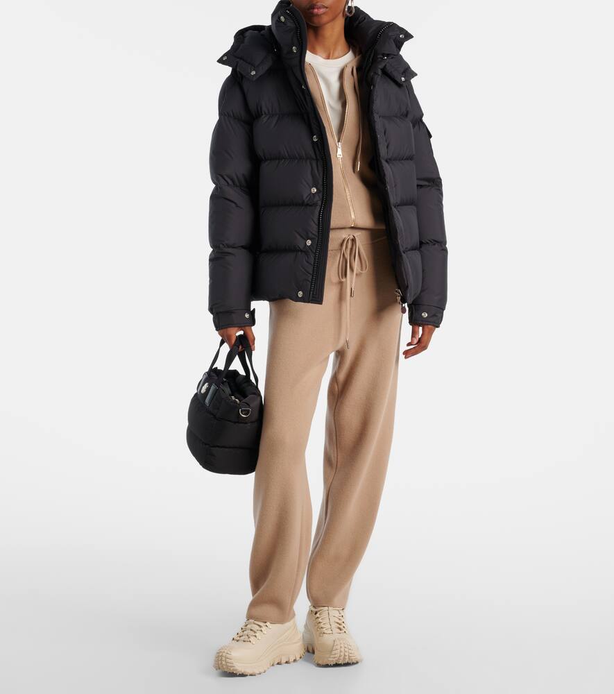 Moncler Trailgrip Apex Leather Sneakers In Sand