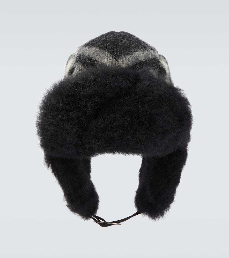 Burberry Check Shearling-trimmed Wool Hat In Black