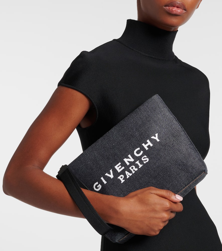 Givenchy Paris Logo Printed Zipped Clutch Bag In Black