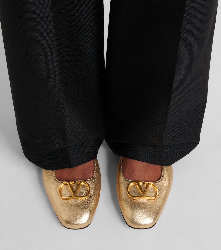 Garavani Vlogo Ballet Flats