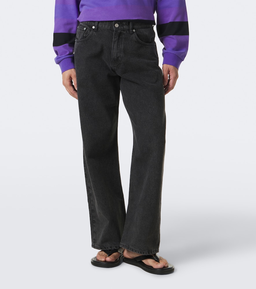 Straight Jeans