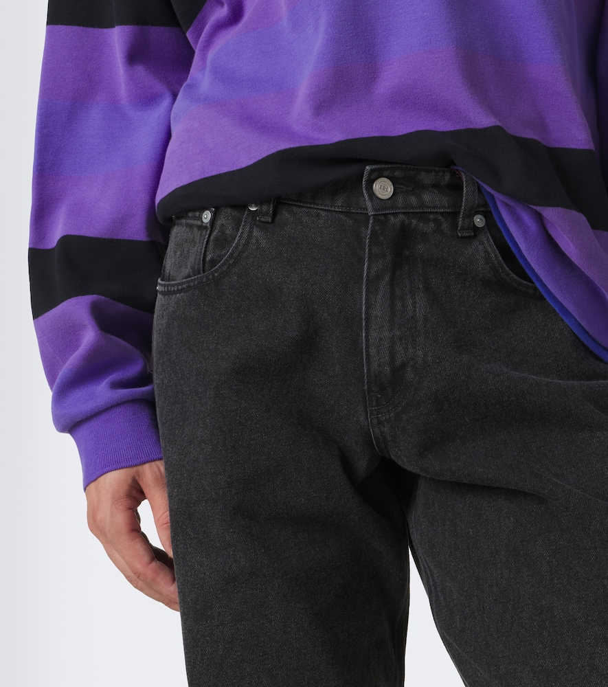 Straight Jeans