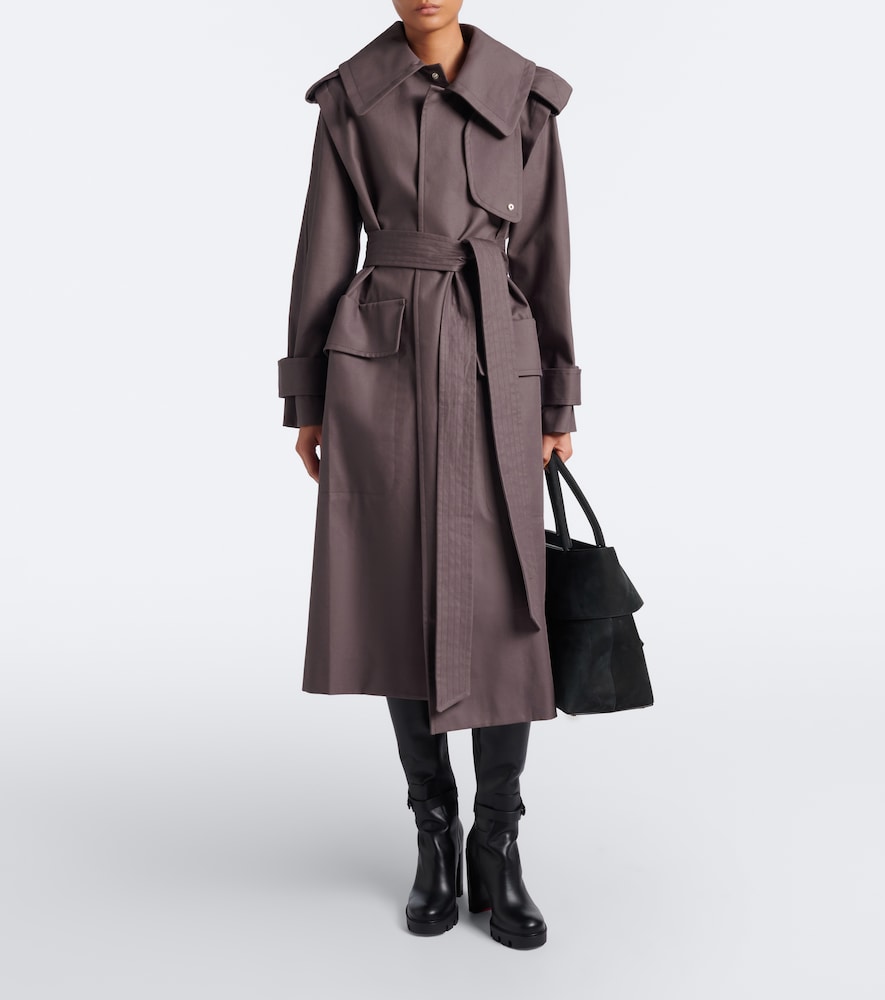 Dianouchette Knee-High Boots