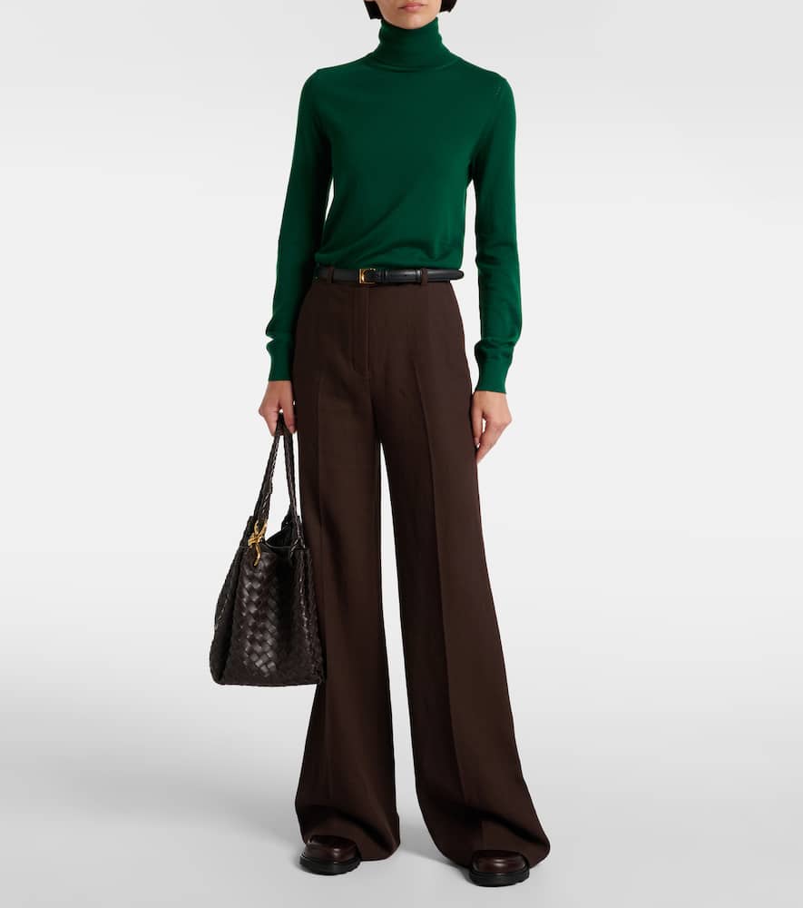 Loro Piana Neo Piuma Cashmere Turtleneck Top In Green
