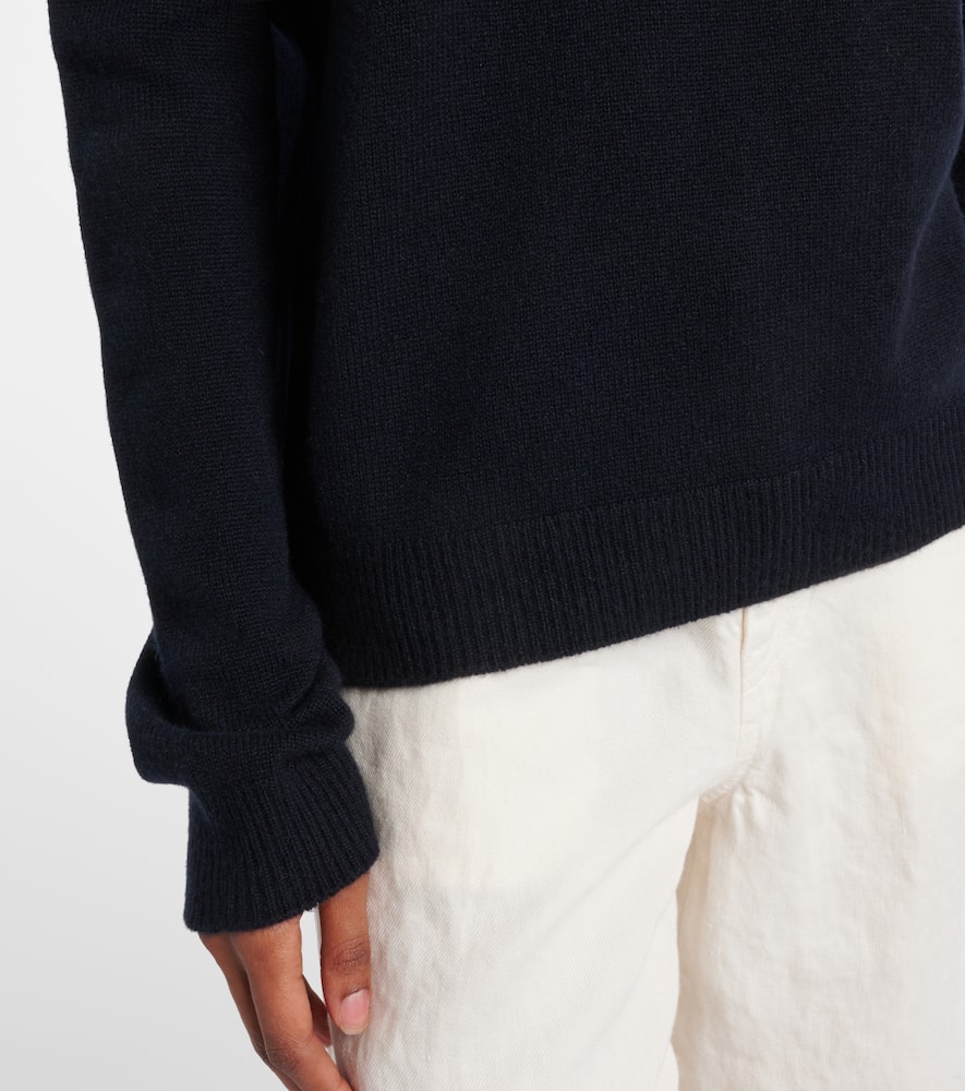 The Row Lambeth Cashmere Turtleneck Sweater In Blue
