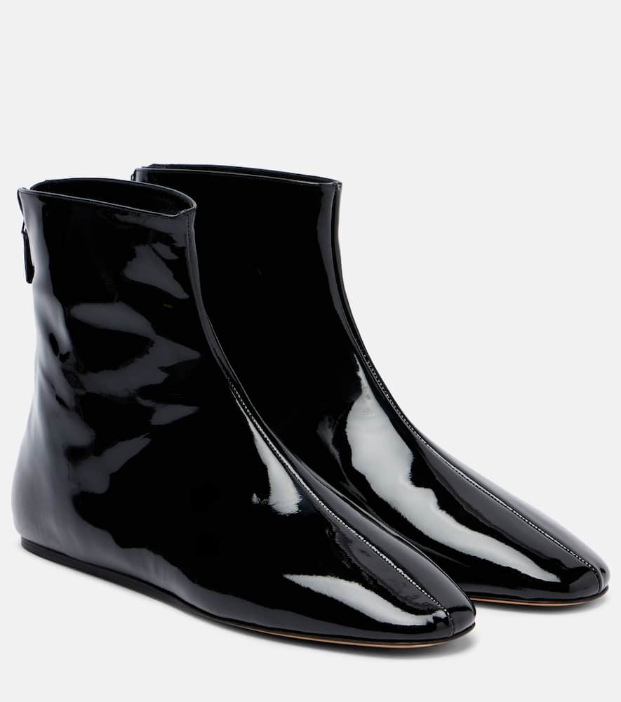 Le Monde Beryl Patent Leather Ankle Boots In Black