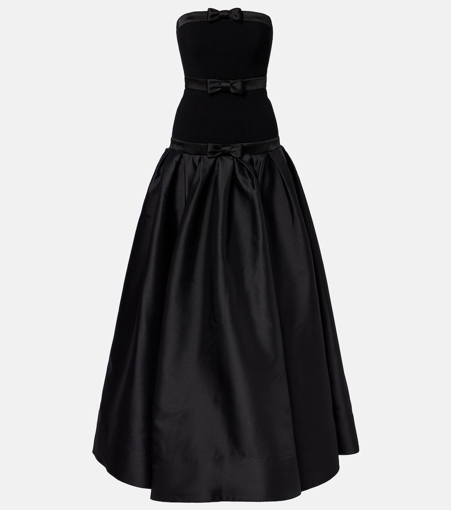 Robe Zendaya mit Satineinsätzen