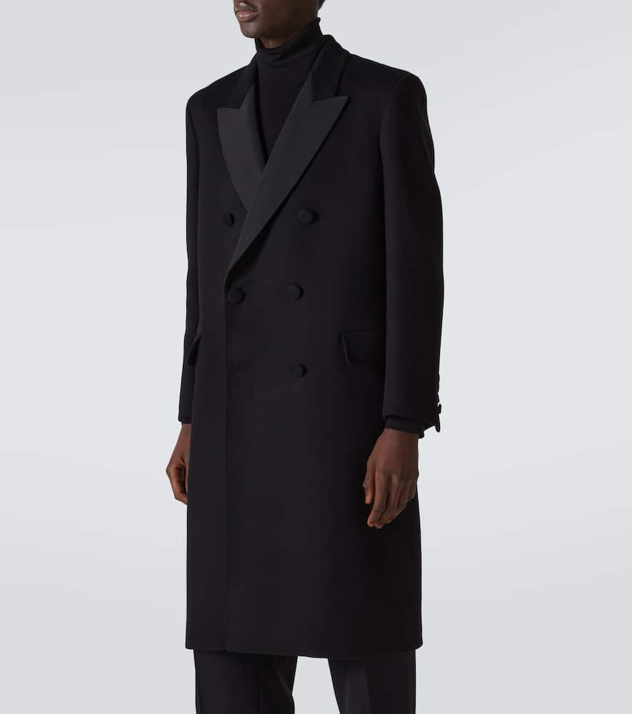 双排扣羊绒大衣