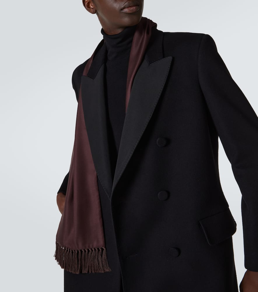 双排扣羊绒大衣