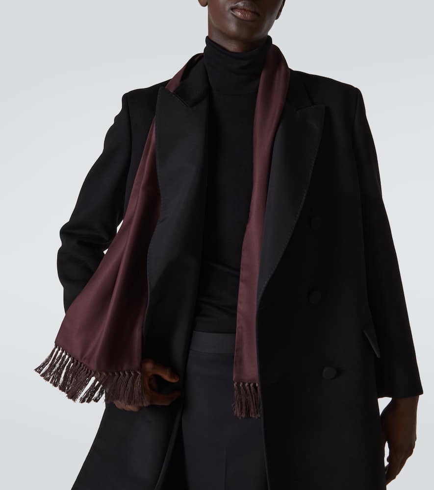 双排扣羊绒大衣