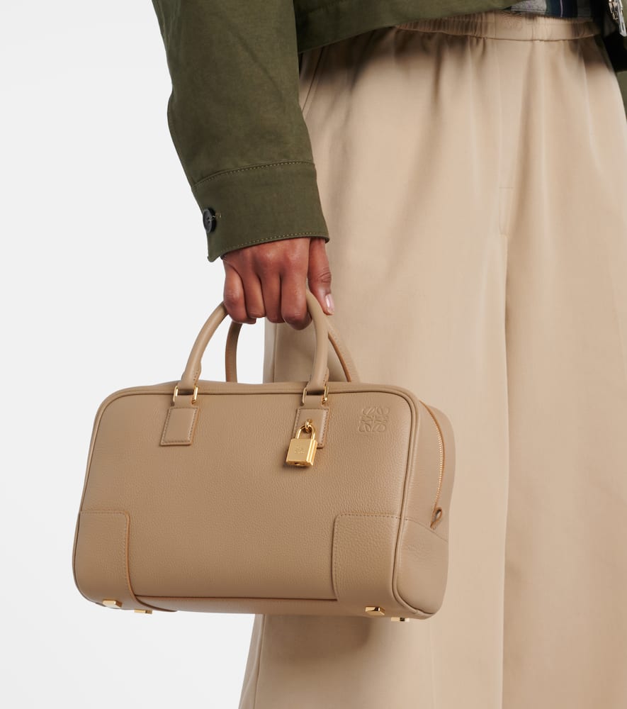 Loewe Amazona 28 Leather Tote Bag In Sand