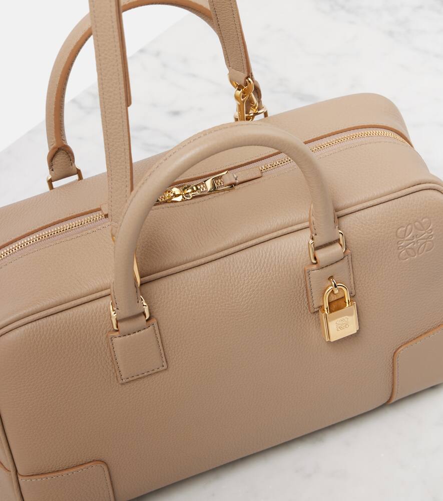 Loewe Amazona 28 Leather Tote Bag In Sand