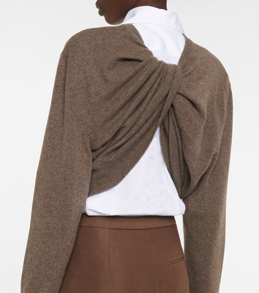 Shop The Row Laris Gathered Cashmere Sweater In Taupe