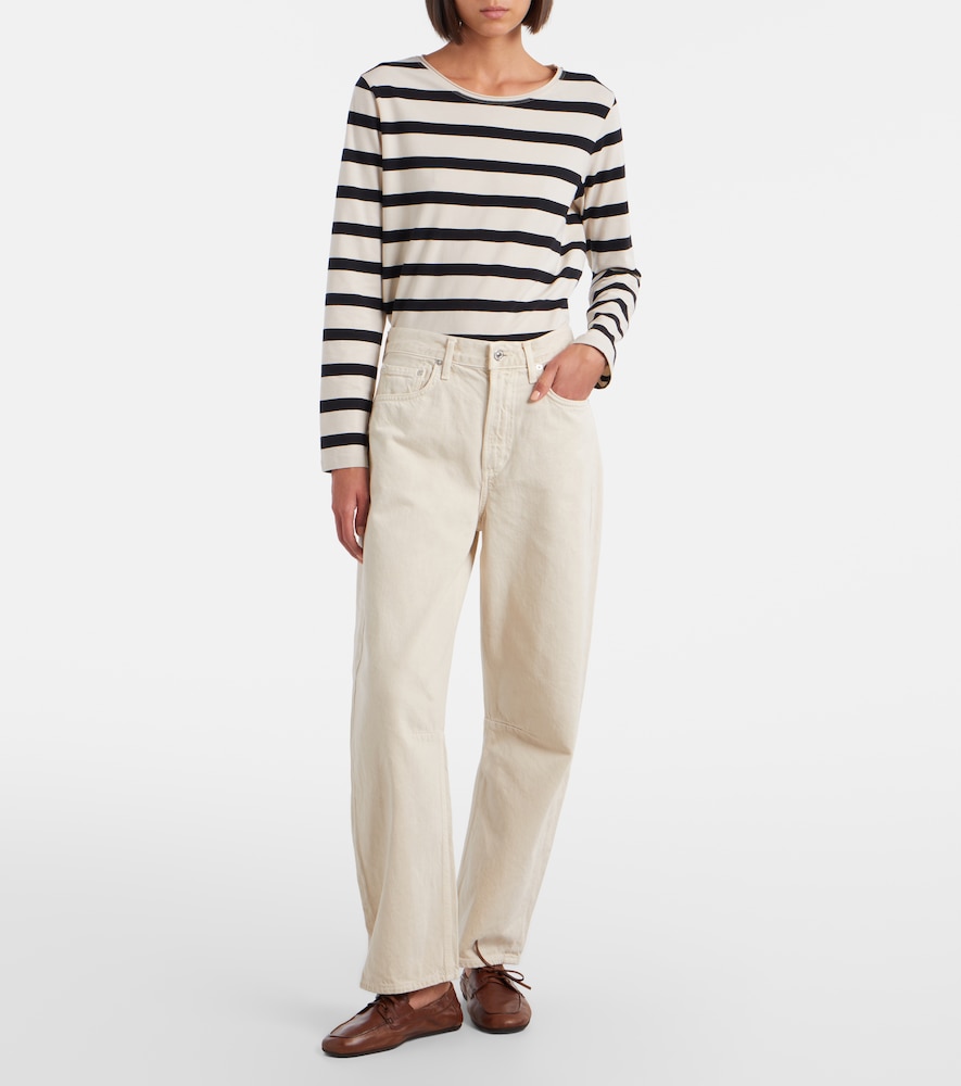 Miro Barrel-Leg Jeans
