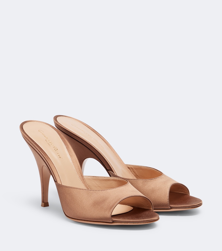 Mules Sofia in raso