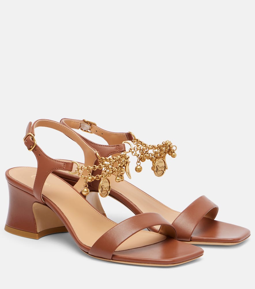Chloé Charms 55 Leather Sandals In Brown