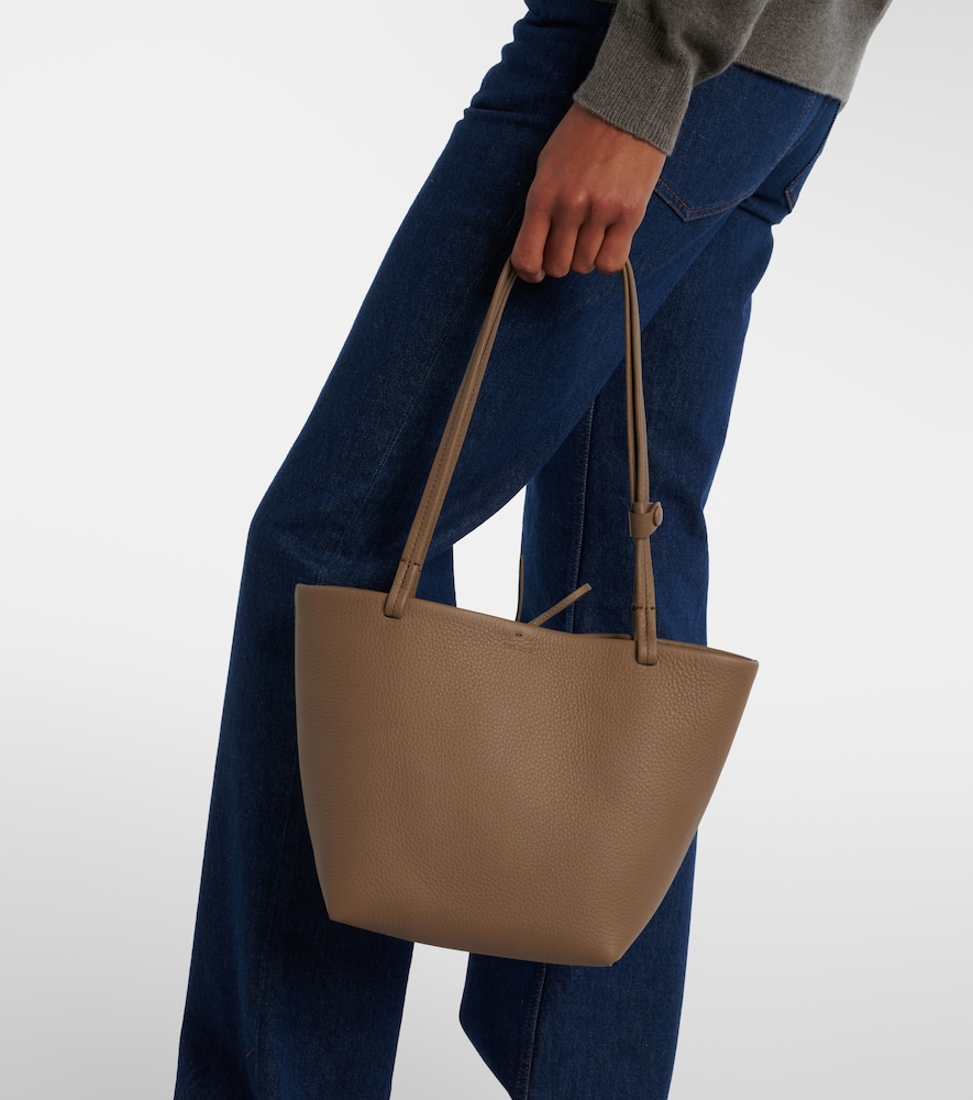 Park Medium Tote Bag
