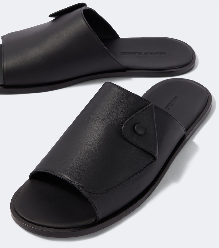  Manolo Blahnik Manolo Blahnik Lino Leather Sandals 