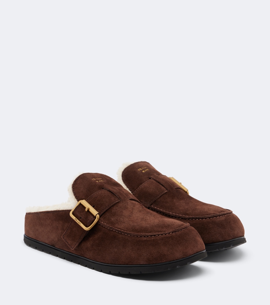 Mules aus Veloursleder