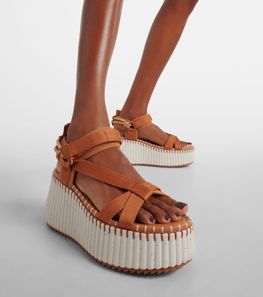 Chloé Nama Platform Wedge Sandal In Brown