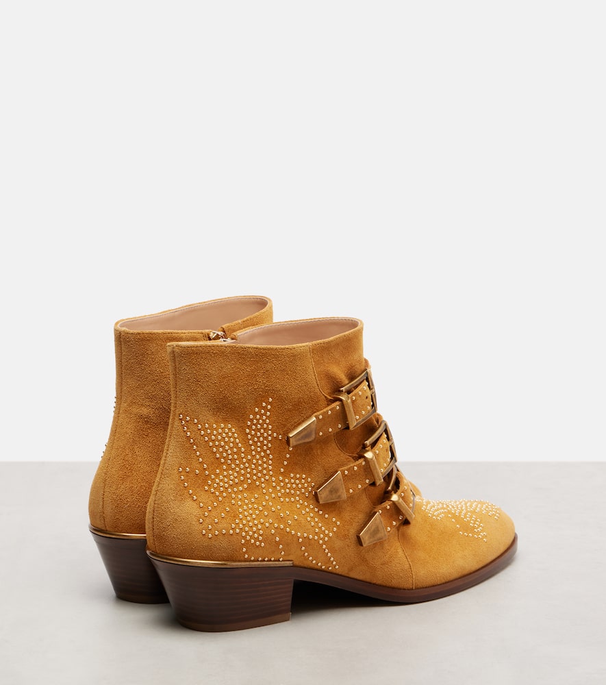 Chloé Susan Studded Suede Ankle Boots In Brown