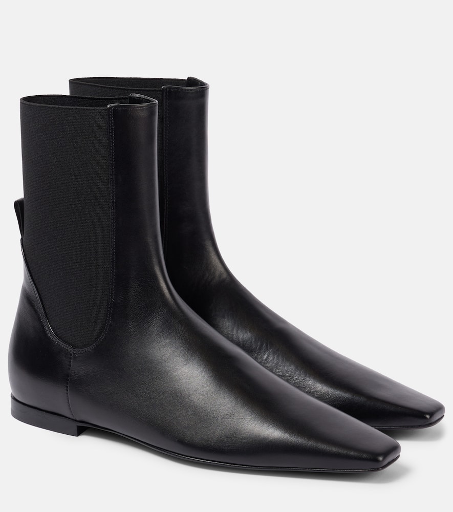 Leather chelsea boots