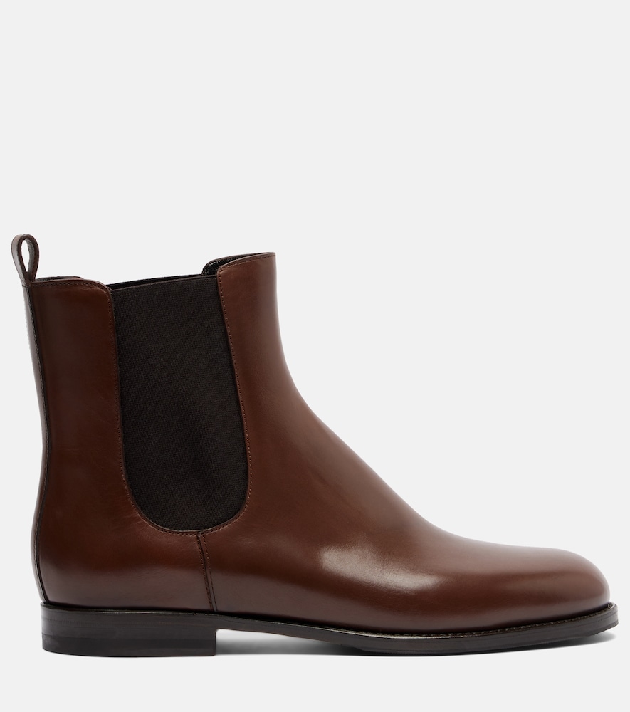  Manolo Blahnik Manolo Blahnik Chelsa Leather Chelsea Boots 