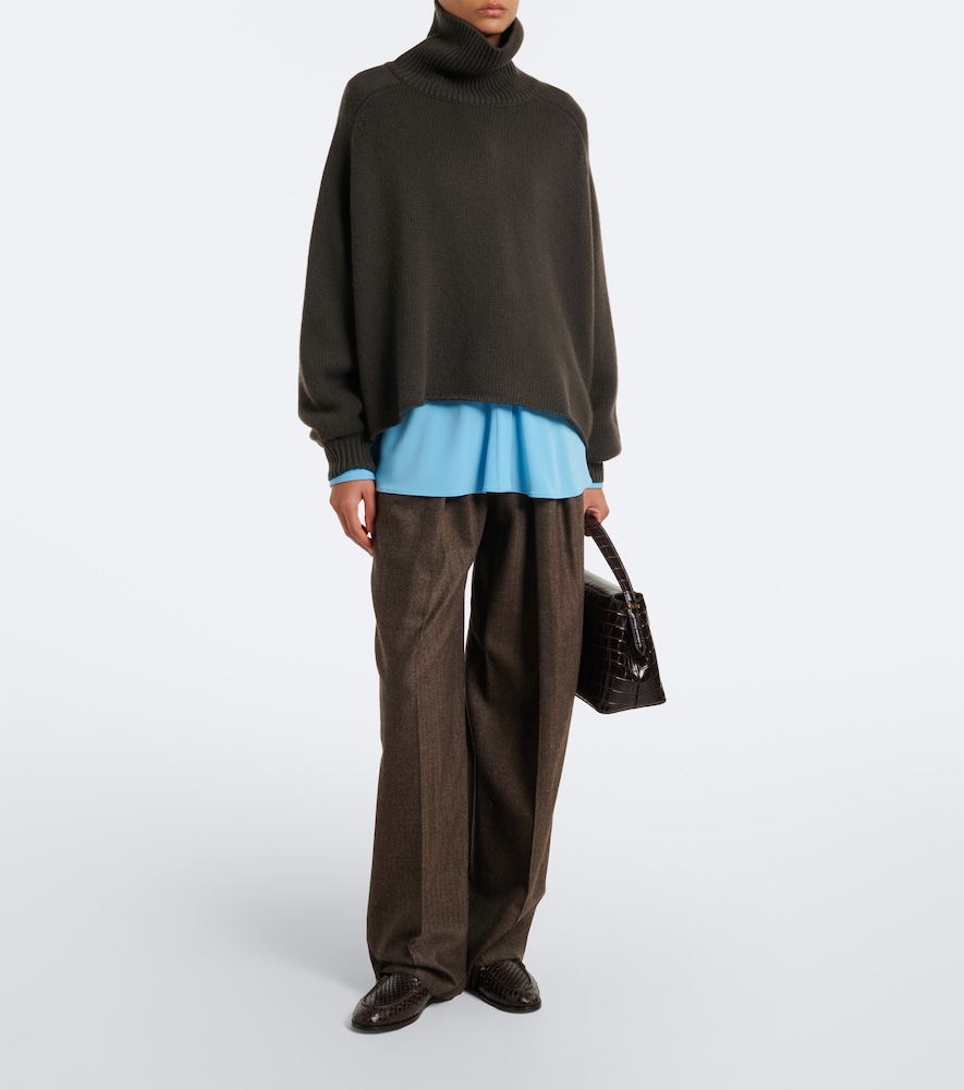 Cathie Cashmere Turtleneck Sweater