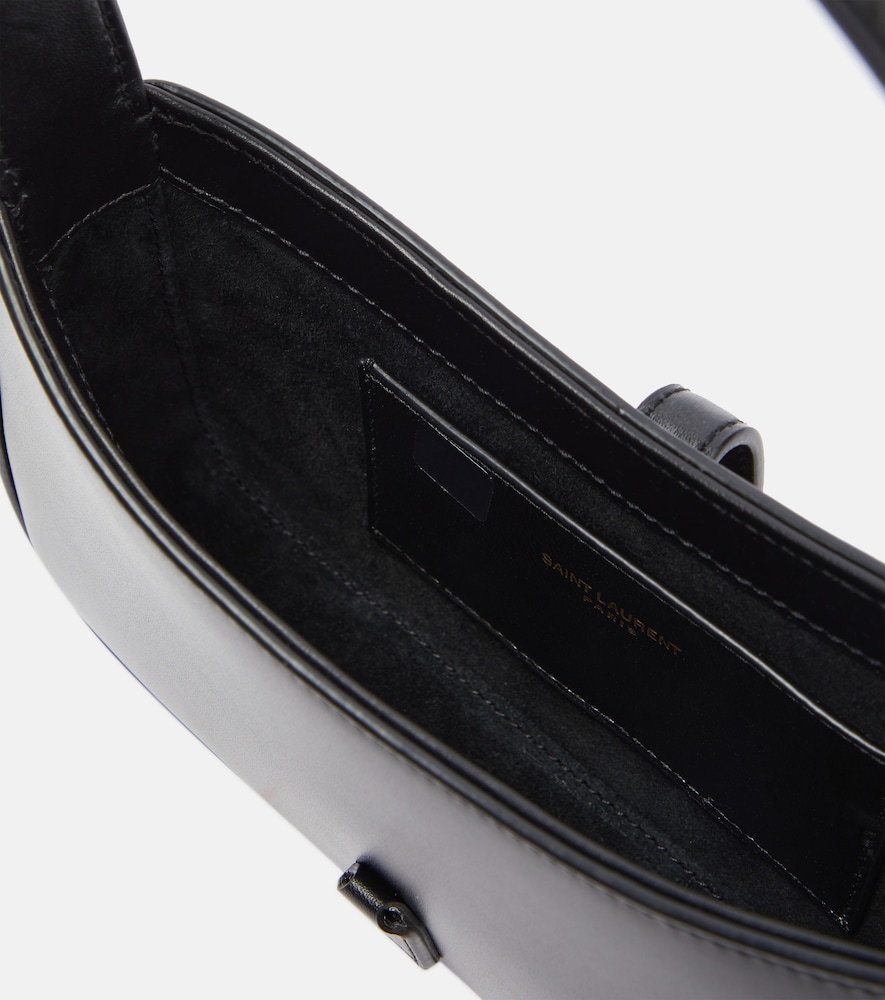 Le 5 7 Mini Shoulder Bag