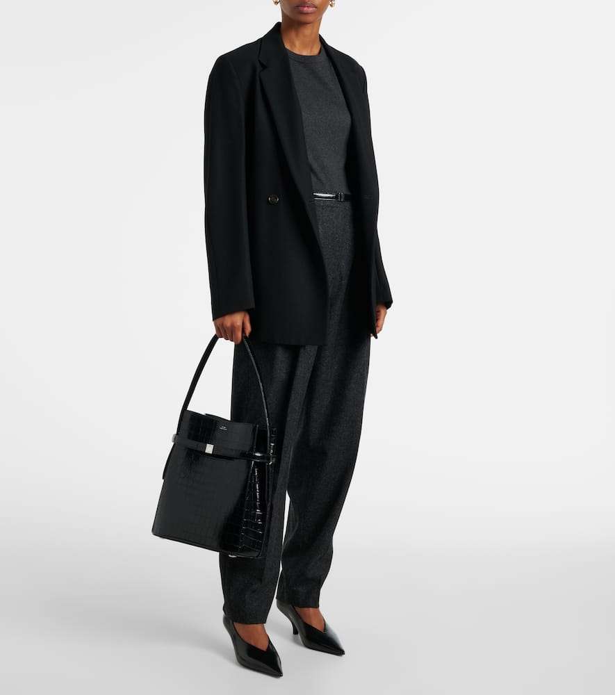 Totême Belted Medium Croc-effect Leather Tote Bag In Black
