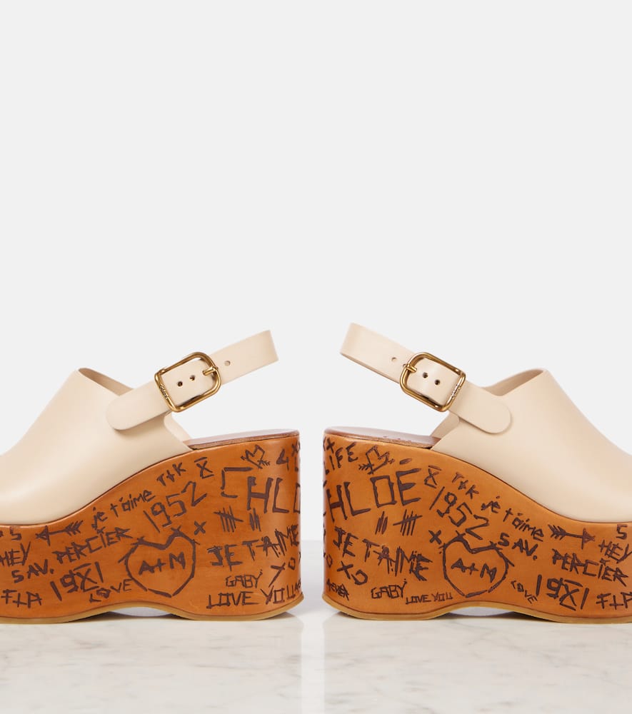 CHLOÉ CHLOÉ MAXIME DEBOSSED LEATHER WEDGES