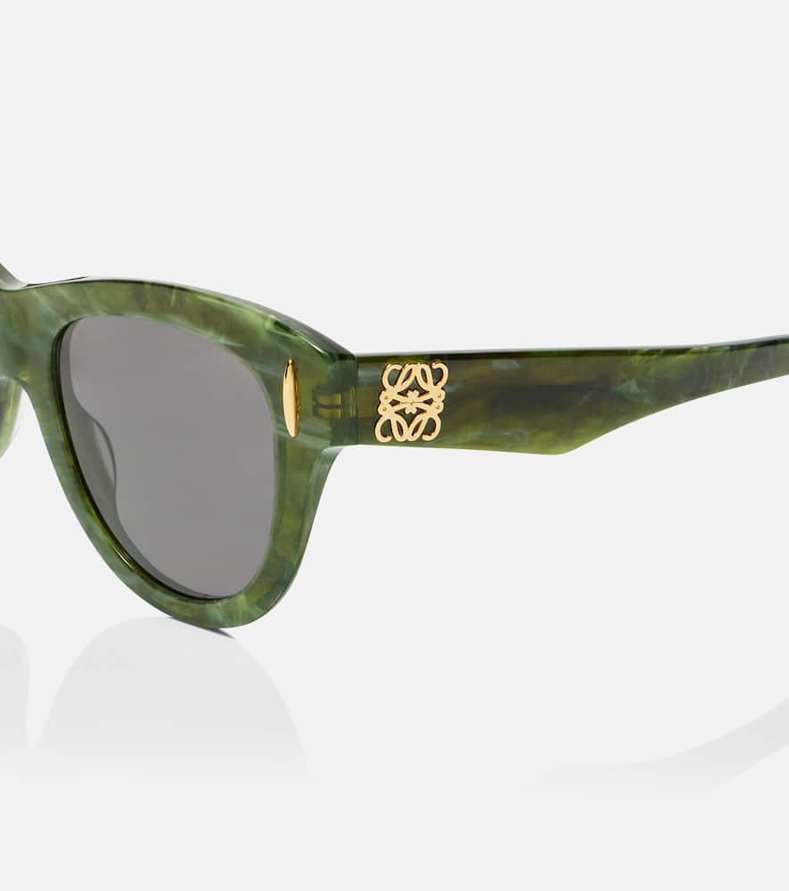 Loewe Anagram Cat-eye Sunglasses In Green