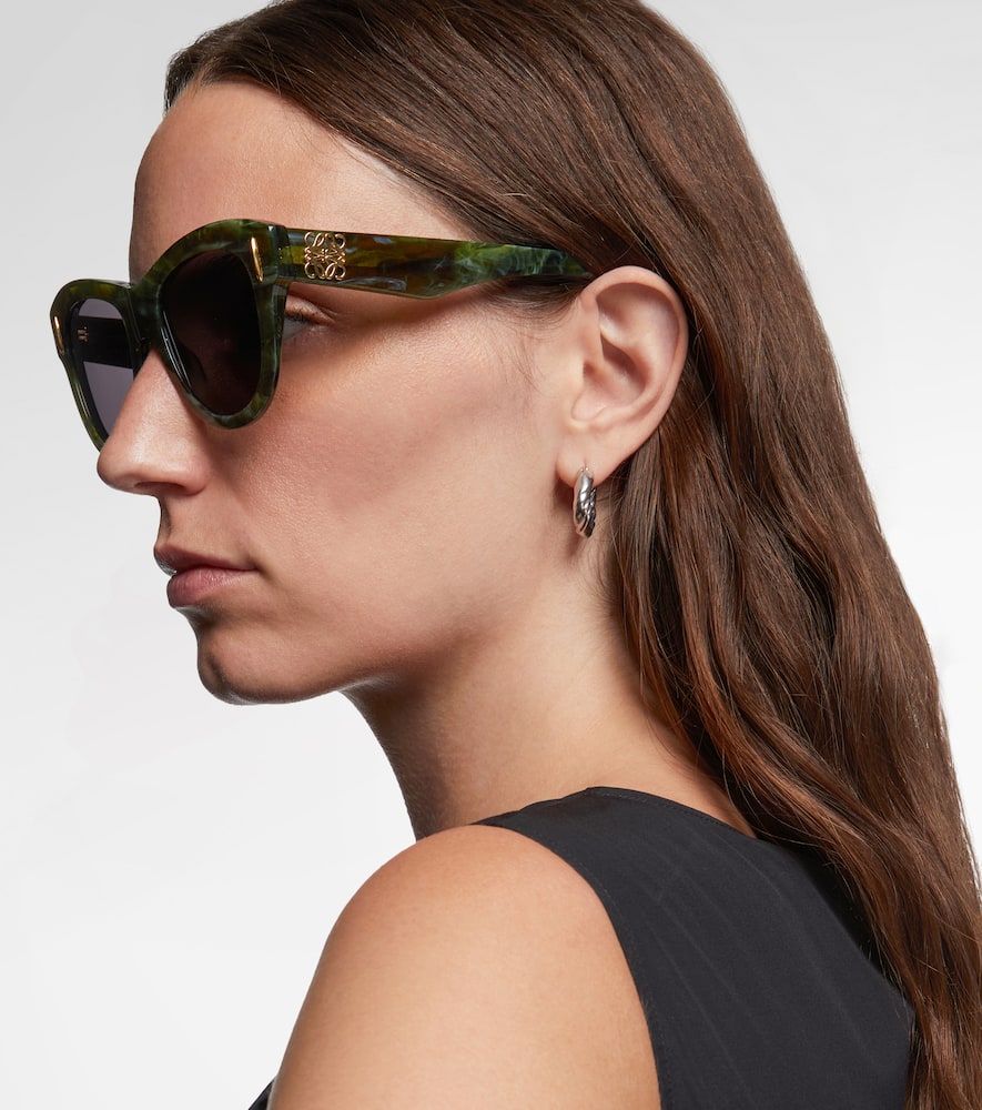 Loewe Anagram Cat-eye Sunglasses In Green
